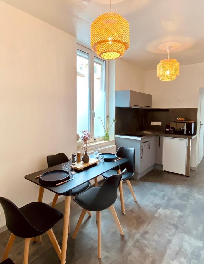 Soleil Levant - T2 Avec Terrasse Proche Gare Amiens Esterno foto
